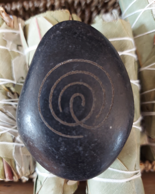 Labyrinth Meditation Palm Stone