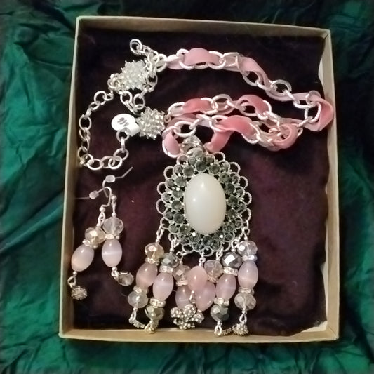 Silver Filigree Pink Set