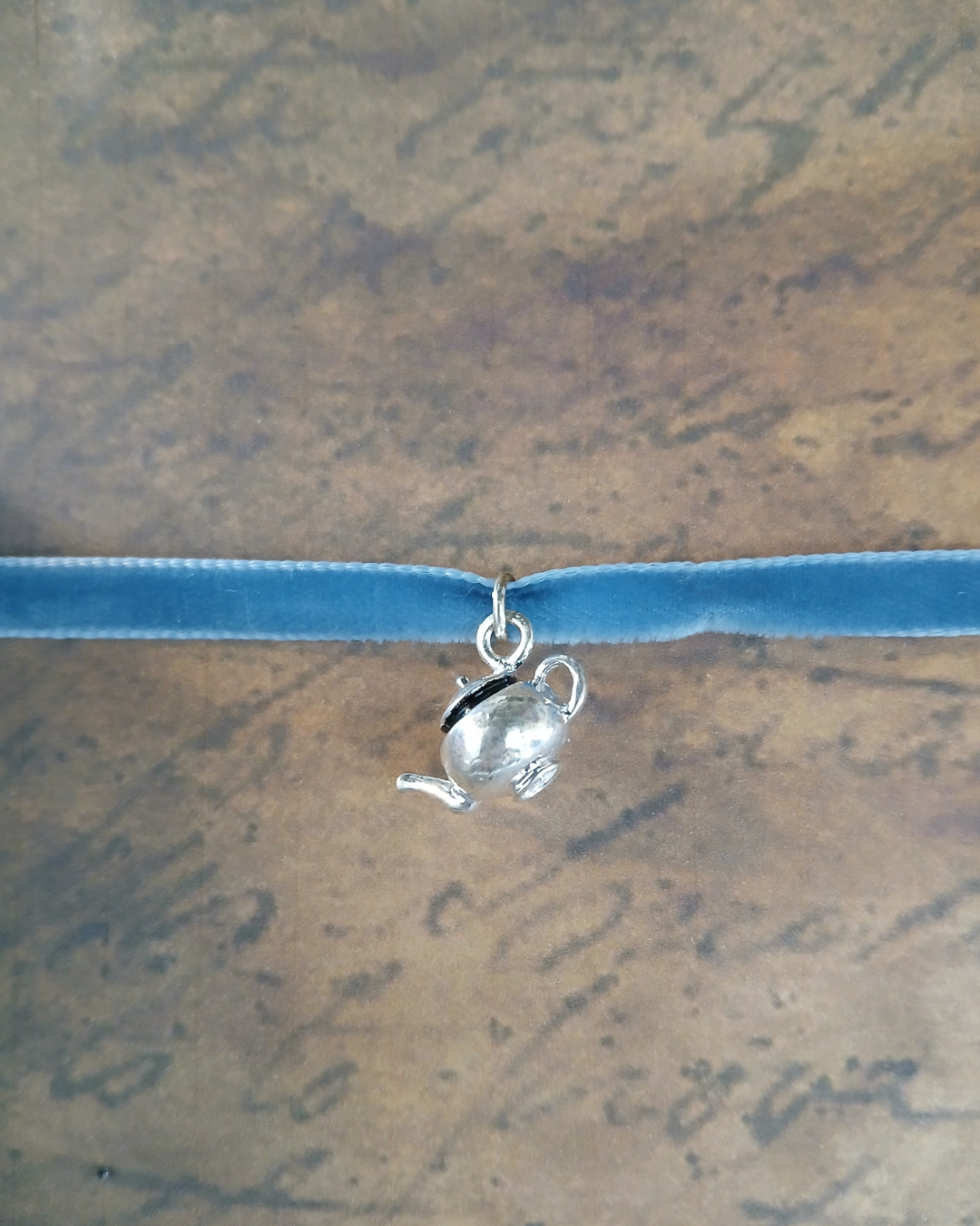 Simple Velvet Charm Choker